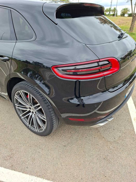 Porsche Macan Turbo