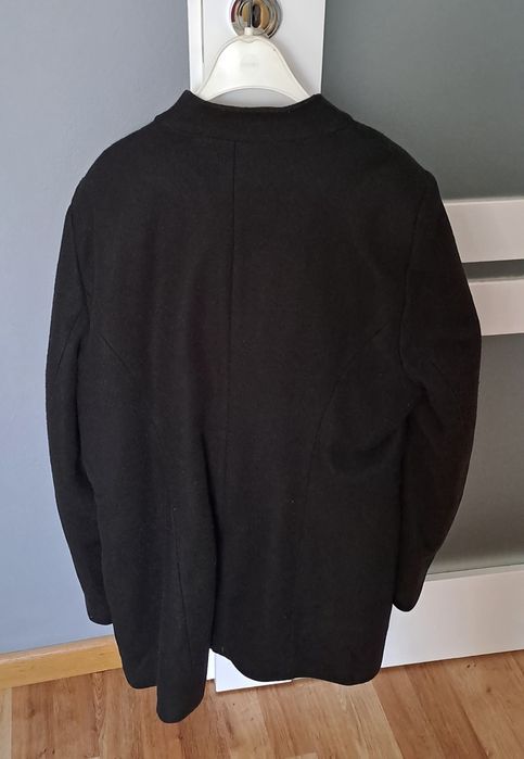 Płaszcz zimowy czarny 44