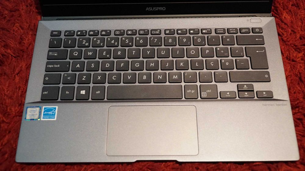 Portátil ASUS PRO B9440UA i7 16GB RAM + Carregador **NOVO**