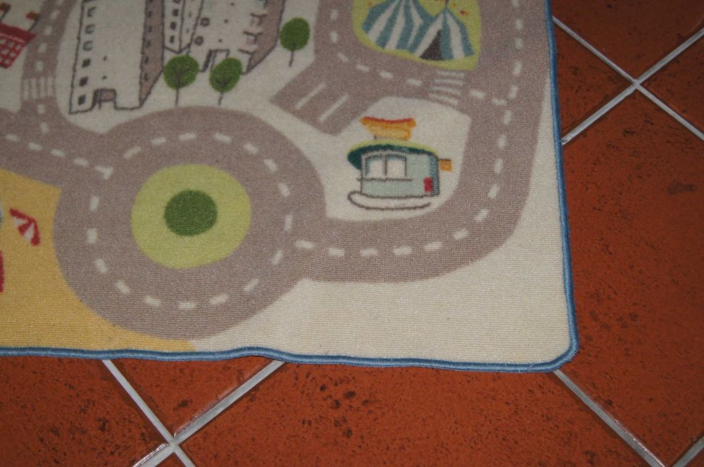 Tapete infantil cidade e estrada - Ikea