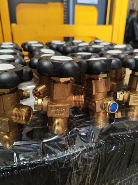 Zawory do butli  co2 nowe