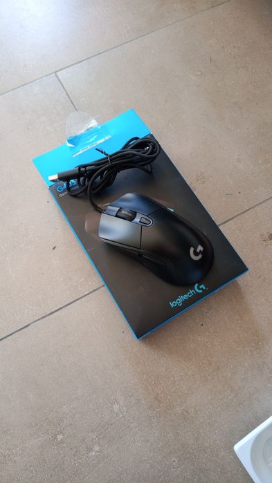 Мишка Logitech G403