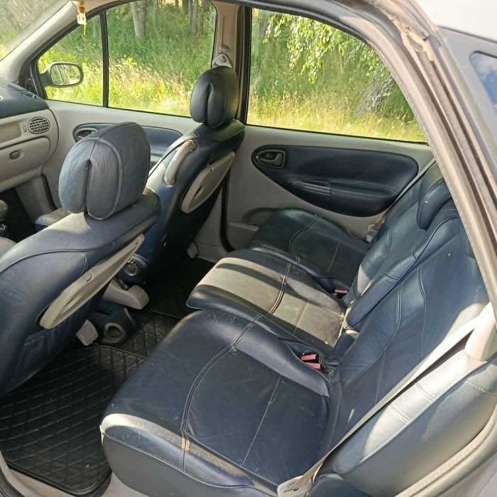 Sprzedam Renault scenic 1.6 16v