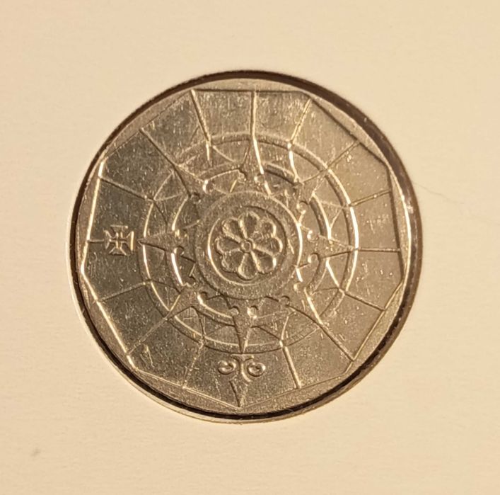 20 escudos Cupro-Níquel 2000 e 2001