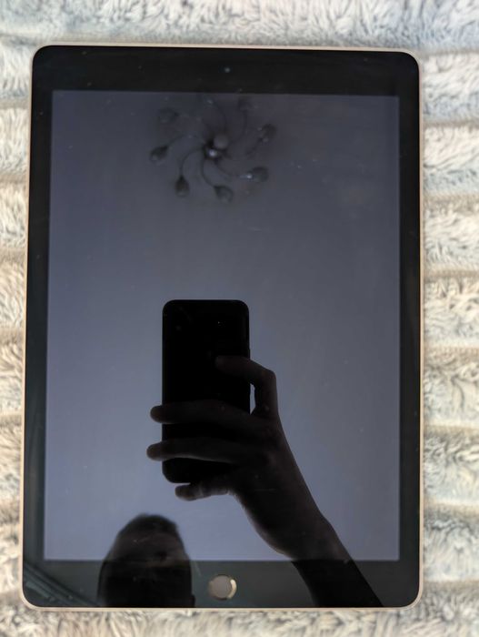 ipad air 2 16 - купити планшети - Ціна на OLX.ua