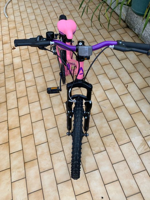 Bicicleta de montanha criança cor-de-rosa