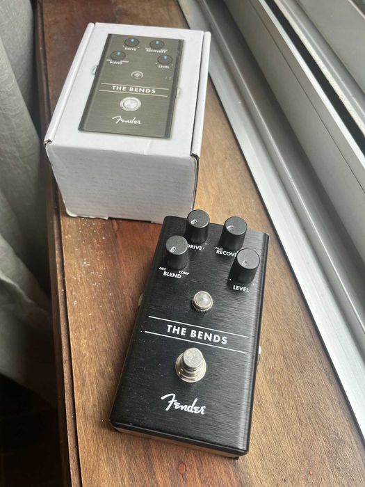 Compressor Fender The Bends