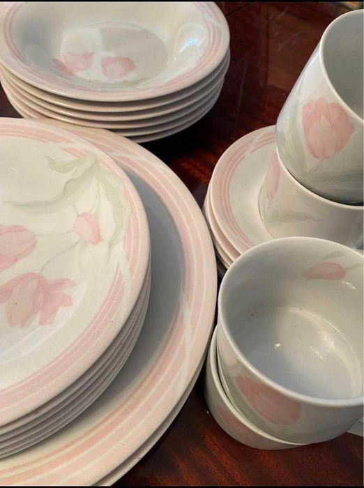 Dish Set - Roses64309796539010121