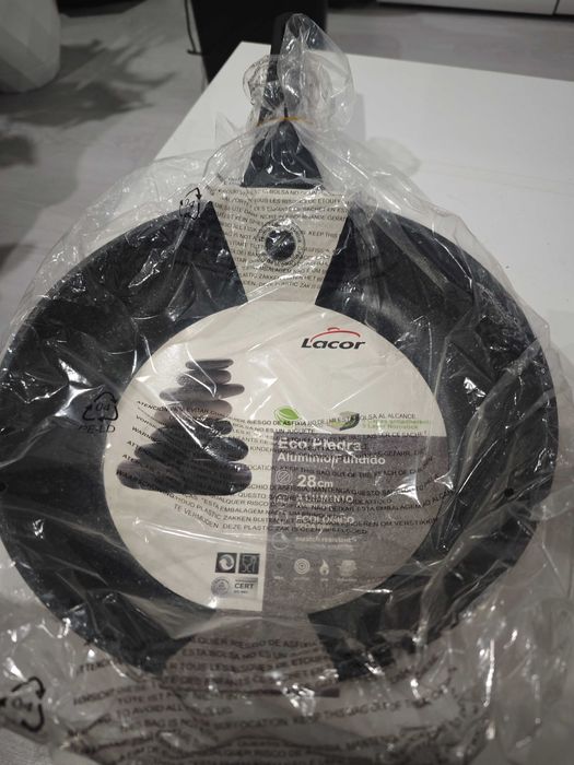 Frigideira Lacor 28 CMS, Alumínio fundido/Pedra/2 camadas antiaderente