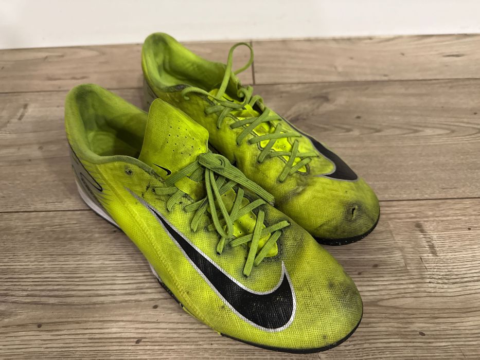 Бутсы, сороконожки Adidas, Nike