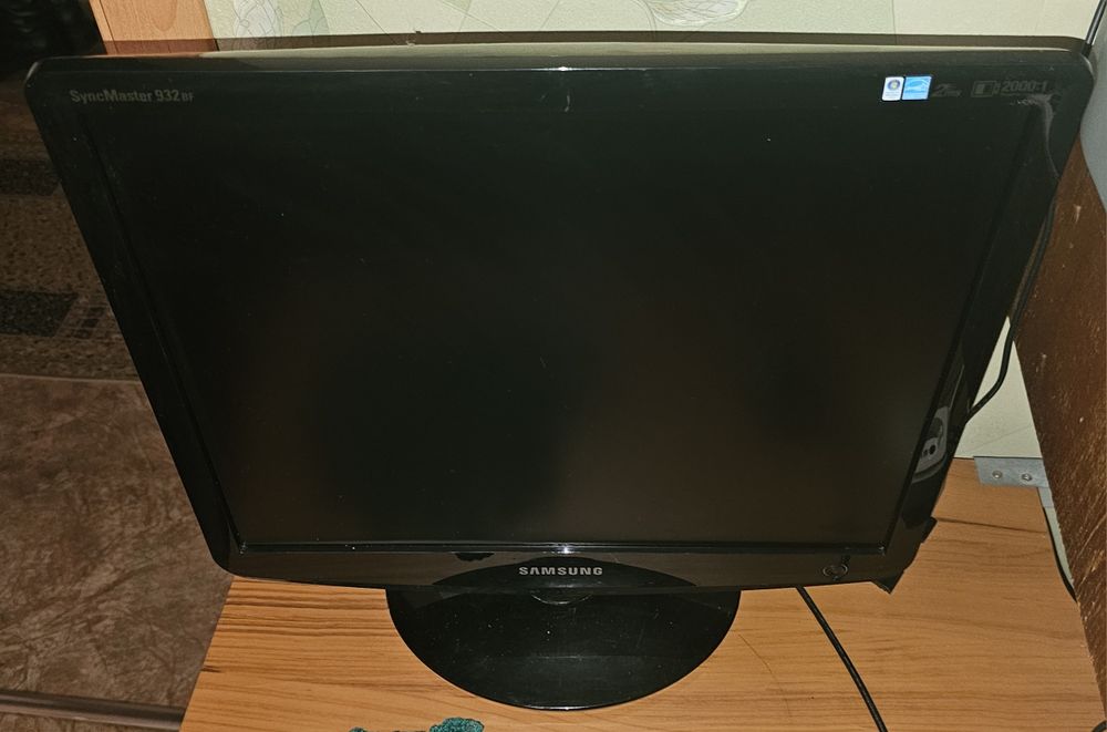 Процесор: Intel Core 2 Duo E8500Монітор 19" Samsung SyncMaster 932BF