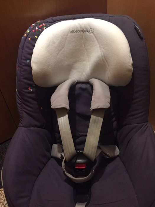 Selling child car seat, baby car seat (infant carrier), and Isofix base