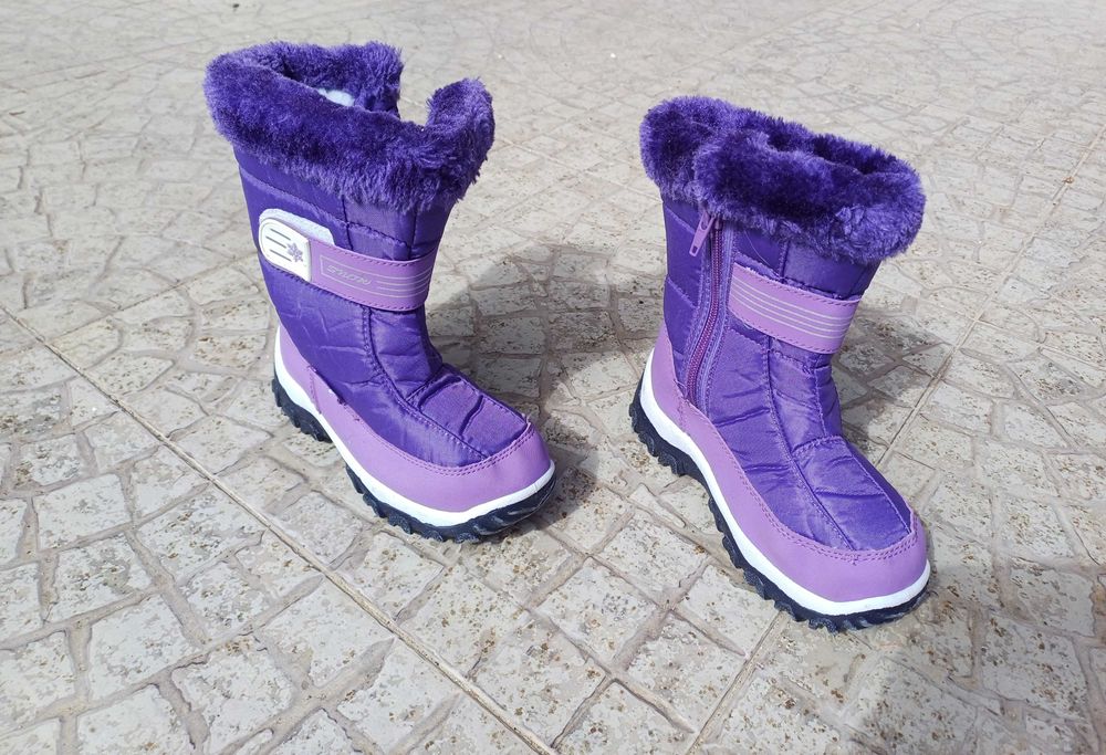 Botas para a neve, tamanho 27, menina