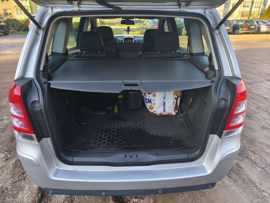 Продам Opel Zafira