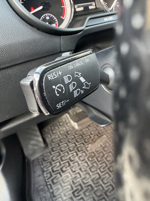 Продам Skoda Octavia Combi офіційна 2018 року