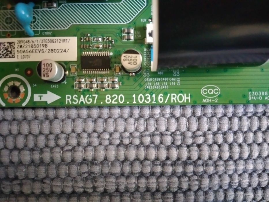 HISENSE - Mainboard: RSAG7.820.10316/ROH