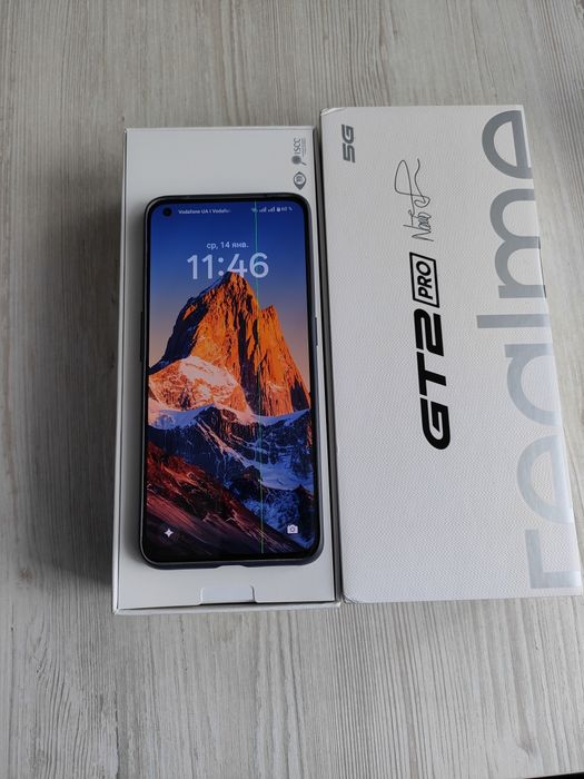 Смартфон ,realme GT 2 PRO, 8GB /128 GB, 5G,состояние идеальное.