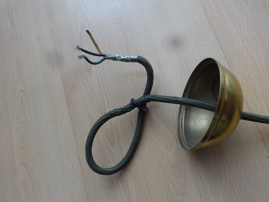 stara lampa do kuchni lub przedpokoju