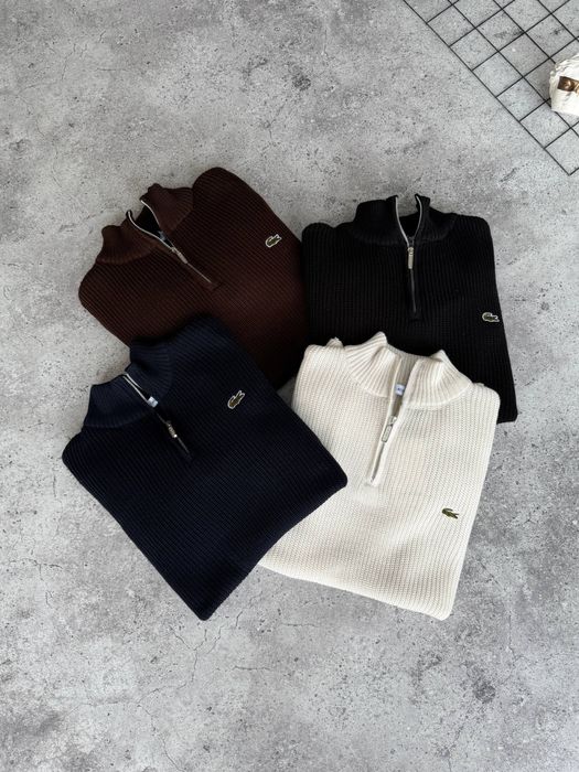 Светер на замочку