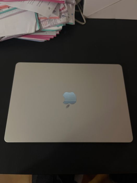 Macbook Air M2 2022470020184804567043