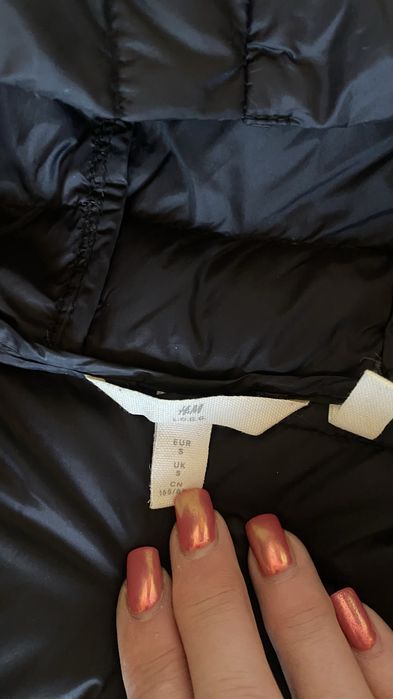 Фірмовий пуховик - пальто H&M, дуже легенький