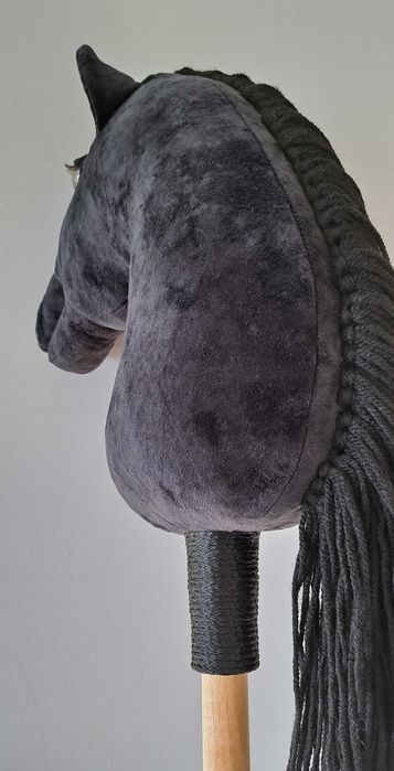 Hobby Horse A3 DUŻY. Czarny, kary + rzęsy, konik na kiju