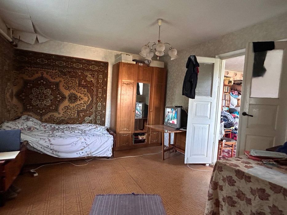 Продам будинок з великою територією