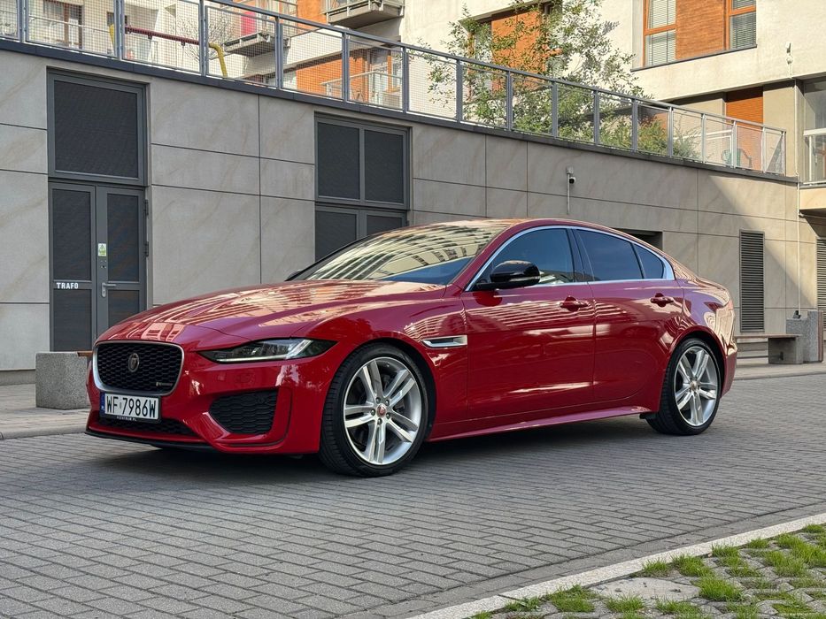 Jaguar XE