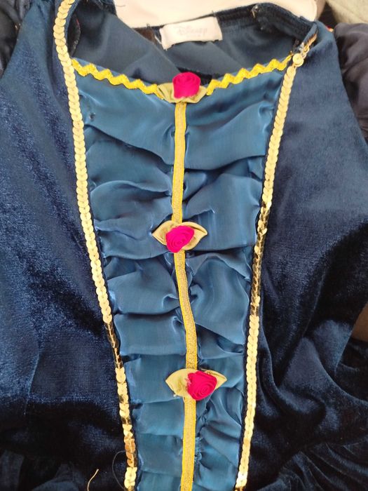 Fato Branca de neve com capa, original Disney, 9-10 anos