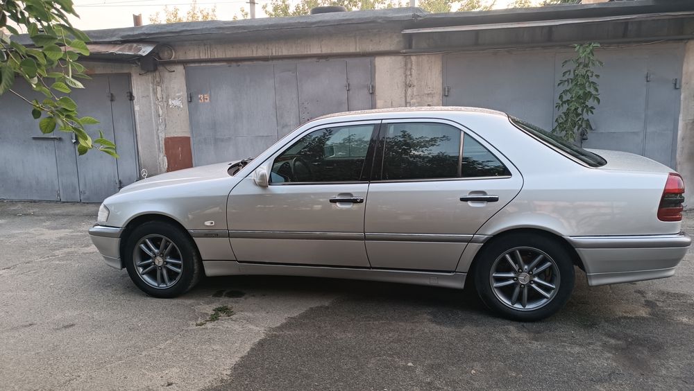 Мерседес С180 W202 1999 Elegance