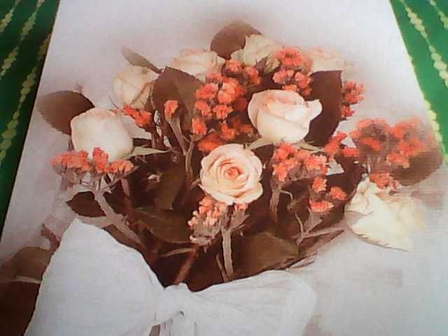 Komplet (nr 3) kartek okolicznościowych z życzeniami (motyw kwiatowy)