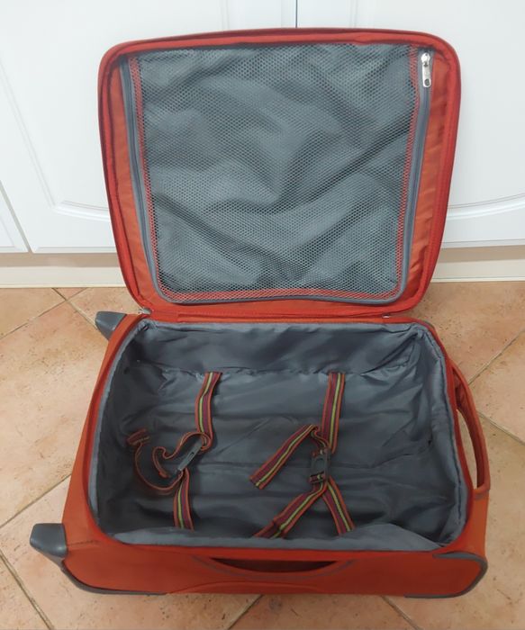 MALA DE VIAGEM DE CABINE.Casa,Viagens,Mudanças,Passeio,Arrumação.