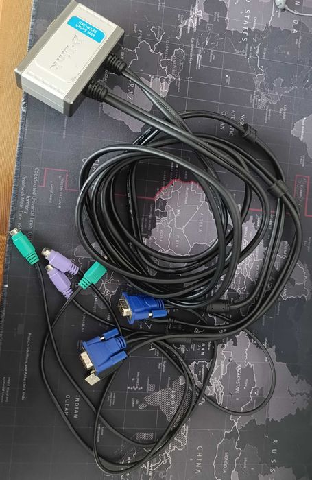 2-portowy przełącznik KVM Pro-Connect DKVM-2KU +VGA