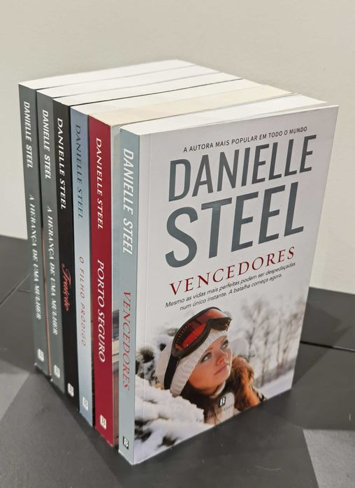 Danielle Steel (Vários Novos) 12€ unid.