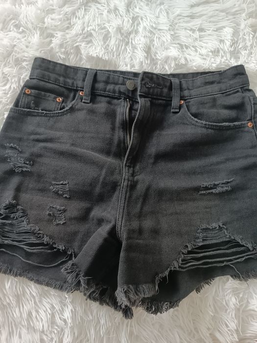 Krótkie spodenki jeans 36