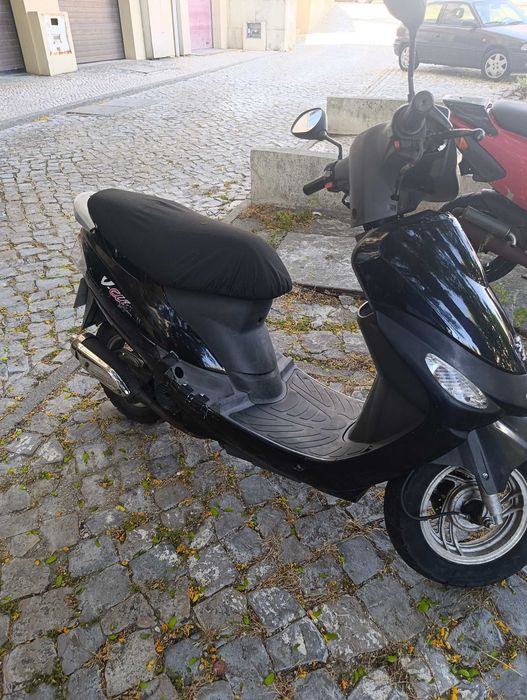 Scooter Peugeot V-clic 50cc