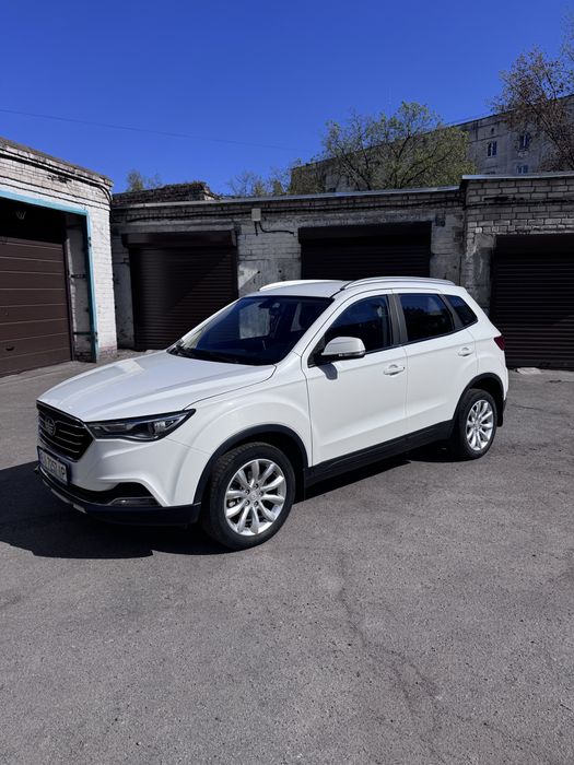 FAW x40 1.6 2020 рік Офіційне авто