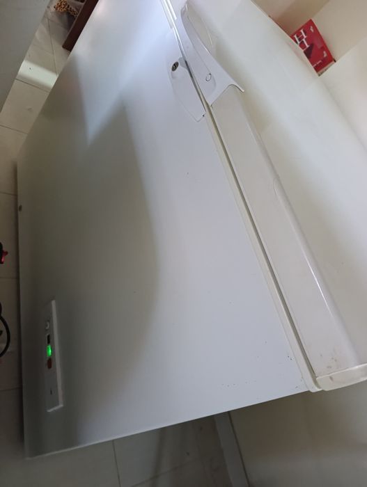 Vendo arca a trabalhar como nova