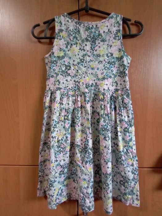 Плаття/сукня на дівчинку