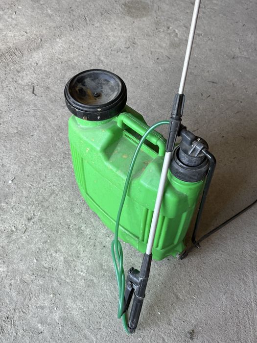 Оприскувач ручний Леміра 15л БУ