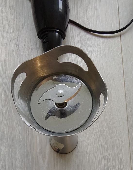 Блендер погружний, блендер занурення Saturn ST-FP9081, під ремонт