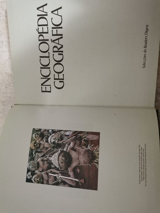 Enciclopédia Geográfica-Guia ilustrado dos países e cidades do mundo