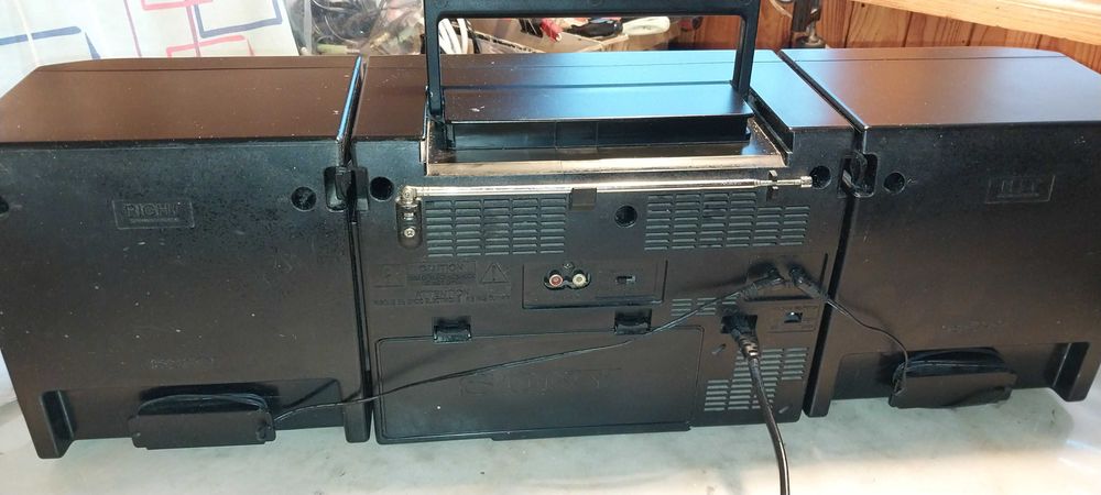 Магнітола  Sony CSF-W 475S = реверс, FМ, AUX, еквалайзер