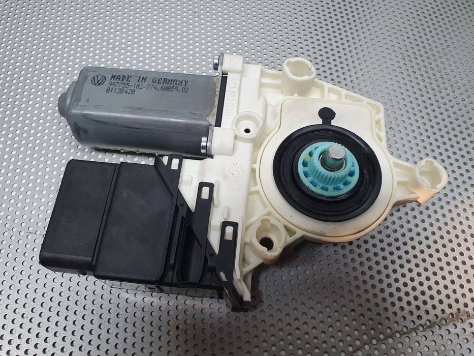 Motor vidro trás esquerdo VOLKSWAGEN Golf VI (5K1)