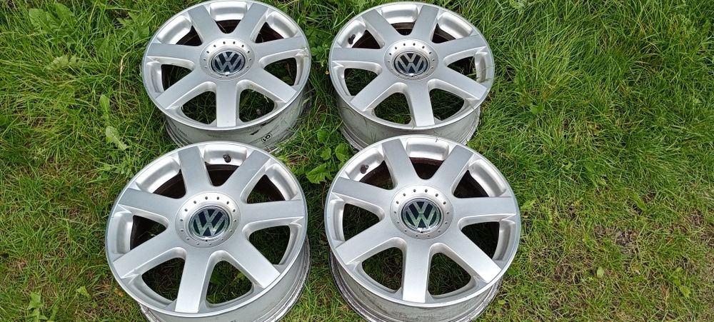 Sprzedam oryginalne alufelgi VW