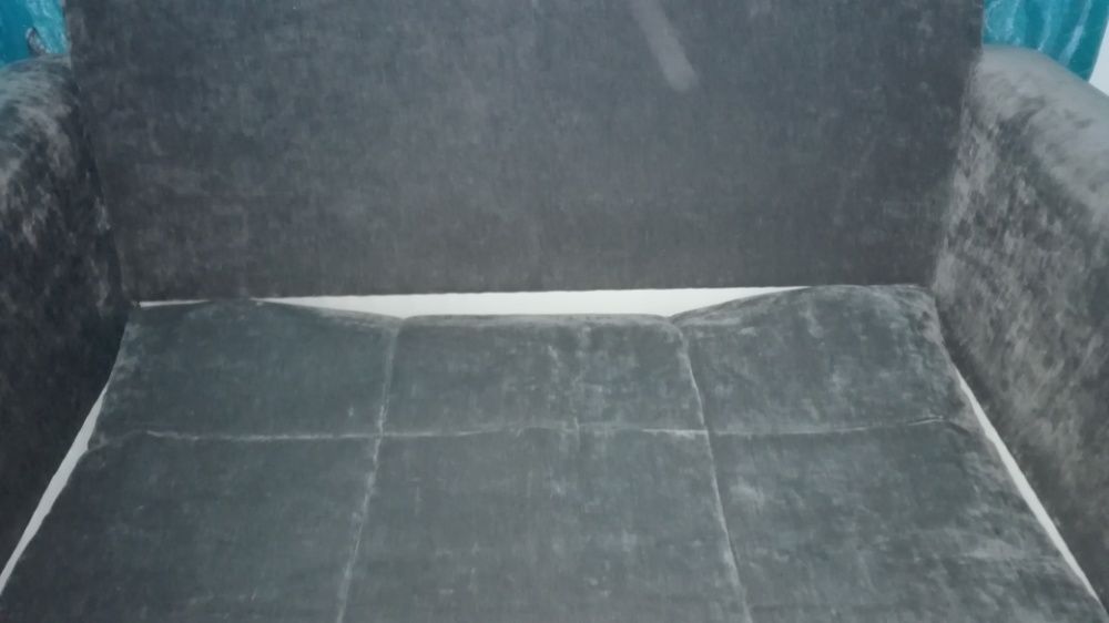 Sofá (1,60x0,89x0,92x0,40)