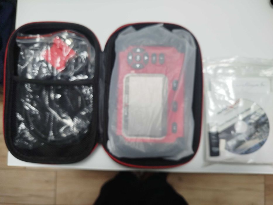 Tester diagnostyczny RS820PRO z oprogramowaniem do VOLVO
