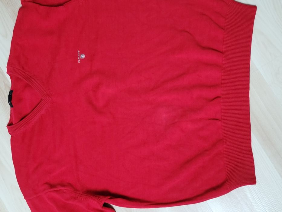 Sweterek męski w serek Gant L czerwony 100% bawełna elegancki