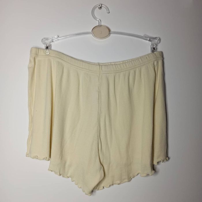 Pijama de verão amarelo