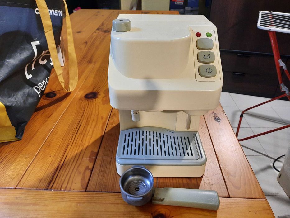 Máquina de Café marca BIEL, modelo Estoril